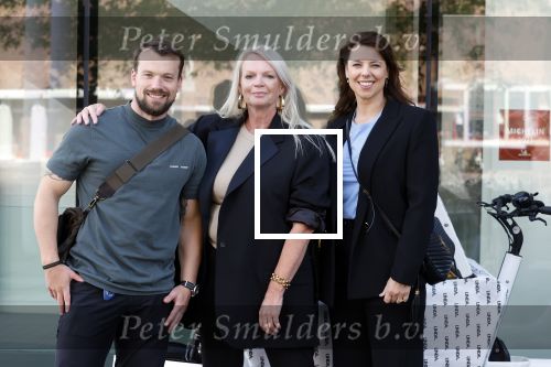 Amsterdam 14 juni 2022
Ontbijt georganisserd door Linda.nl en Victoria Koblenko met haar man Evgeniy Levchenko. Er is een aktie #bloemenvoorOekraine in het leven geroepen. Karin Swerink en Roos Moggre