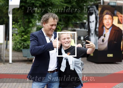 Hilversum 25 juni 2022
Opening expositie William Rutten in het foto museum in Hilversum. Humberto Tan doet de officiele opening. Kees v d Spek met een fan