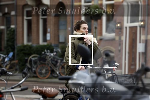 Amsterdam 16 maart 2022
Kim v Kooten op de fiets in Amsterdam zuid