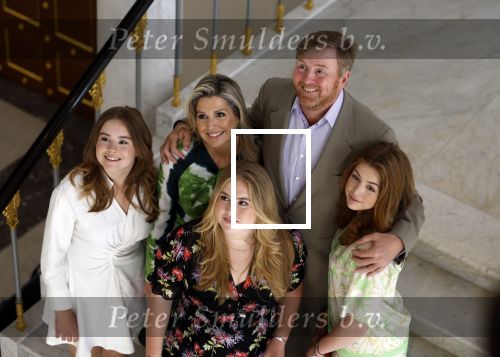 Den Haag 24 juni 2022
Het jaarlijkse fotouurtje in paleis Noordeinde. Aanwezig Koning Willem Alexander Koningin Maxima Prinses Amalia Prinses Alexia en Prinses Ariane