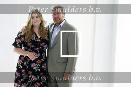 Den Haag 24 juni 2022
Het jaarlijkse fotouurtje in paleis Noordeinde. Aanwezig Koning Willem Alexander Koningin Maxima Prinses Amalia Prinses Alexia en Prinses Ariane