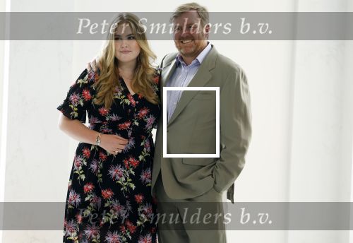 Den Haag 24 juni 2022
Het jaarlijkse fotouurtje in paleis Noordeinde. Aanwezig Koning Willem Alexander Koningin Maxima Prinses Amalia Prinses Alexia en Prinses Ariane