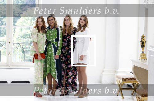 Den Haag 24 juni 2022
Het jaarlijkse fotouurtje in paleis Noordeinde. Aanwezig Koning Willem Alexander Koningin Maxima Prinses Amalia Prinses Alexia en Prinses Ariane