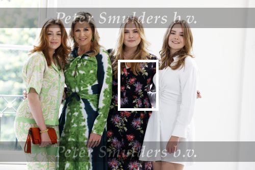 Den Haag 24 juni 2022
Het jaarlijkse fotouurtje in paleis Noordeinde. Aanwezig Koning Willem Alexander Koningin Maxima Prinses Amalia Prinses Alexia en Prinses Ariane