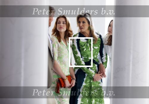 Den Haag 24 juni 2022
Het jaarlijkse fotouurtje in paleis Noordeinde. Aanwezig Koning Willem Alexander Koningin Maxima Prinses Amalia Prinses Alexia en Prinses Ariane