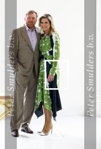 Den Haag 24 juni 2022
Het jaarlijkse fotouurtje in paleis Noordeinde. Aanwezig Koning Willem Alexander Koningin Maxima Prinses Amalia Prinses Alexia en Prinses Ariane