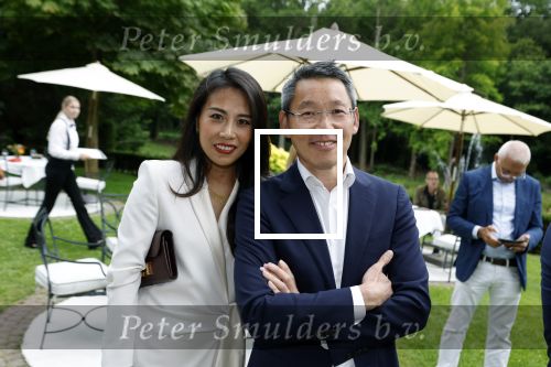 Wassenaar 6 juli 2022
Presentatie Forbes NL in samenwerking met FEEV op kasteel Wittenburg. Lase Hu met zijn vrouw