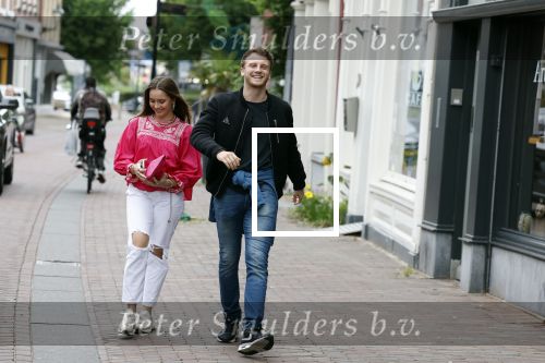 Alkmaar 7 juli 2022
Mary Borsato viert haar 77e verjaardag in eetcafe Pluim in Alkmaar.
Oa aanwezig Sylvana Borsato Romy Omtzigt Jacky Omtzigt Luca Borsato Jada Borsato Marco Borsato en Senna Borsato.
