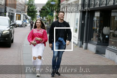Alkmaar 7 juli 2022
Mary Borsato viert haar 77e verjaardag in eetcafe Pluim in Alkmaar.
Oa aanwezig Sylvana Borsato Romy Omtzigt Jacky Omtzigt Luca Borsato Jada Borsato Marco Borsato en Senna Borsato.