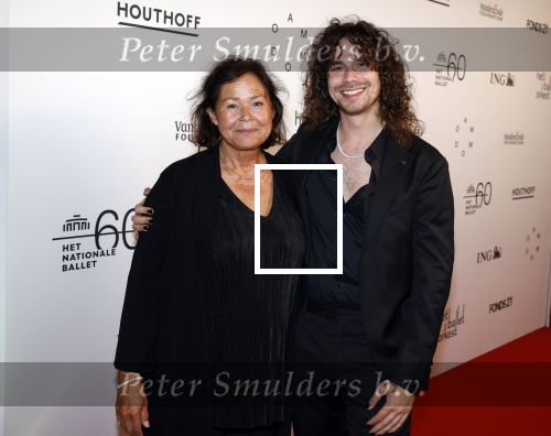 Amsterdam 30 juni 2022
60 jaar nationaal ballet in de stopera.
Lucas Hamming met zijn moeder