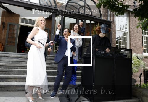 Wassenaar 6 juli 2022
Presentatie Forbes NL in samenwerking met FEEV op kasteel Wittenburg. Luiz Costa van Forbes Monaco en Forbes Nederland
