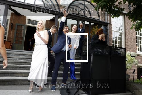 Wassenaar 6 juli 2022
Presentatie Forbes NL in samenwerking met FEEV op kasteel Wittenburg. Luiz Costa van Forbes Monaco en Forbes Nederland