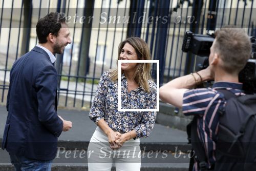 Den Haag 24 juni 2022
Malou Petter van de NOS bij fotouurtje op paleis Noordeinde