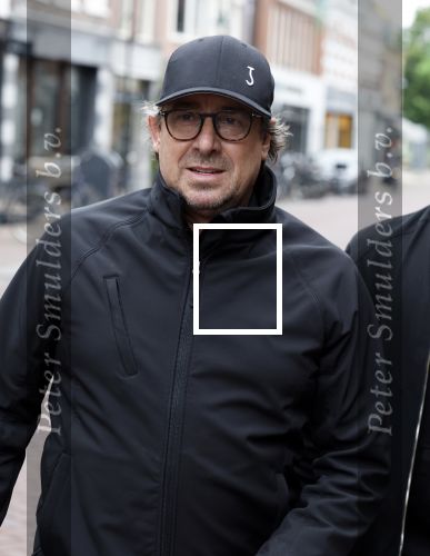 Alkmaar 7 juli 2022
Mary Borsato viert haar 77e verjaardag in eetcafe Pluim in Alkmaar.
Oa aanwezig Sylvana Borsato Romy Omtzigt Jacky Omtzigt Luca Borsato Jada Borsato Marco Borsato en Senna Borsato.