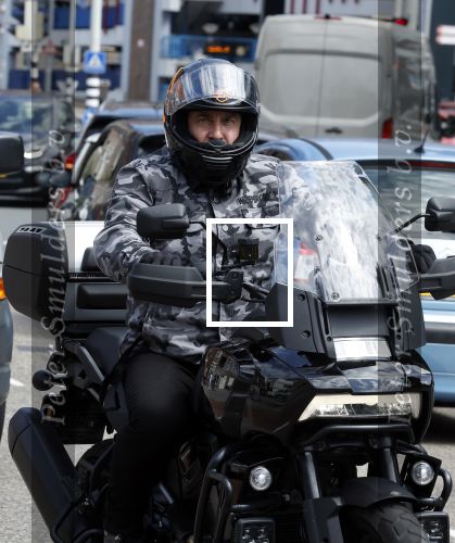 Alkmaar 14 juli 2022
Marco Borsato op zijn nieuwe Harley davidson Pan America 1250 Specoal Motor in de straten van Alkmaar .