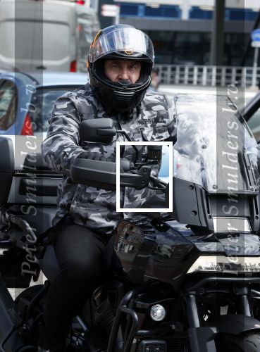 Alkmaar 14 juli 2022
Marco Borsato op zijn nieuwe Harley davidson Pan America 1250 Specoal Motor in de straten van Alkmaar .
