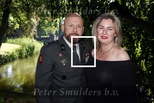 Haarzuilens 22 juni 2022
Haringparty bij kasteel de Haar in Haarzuilens .
Marco Kroon met zijn vrouw