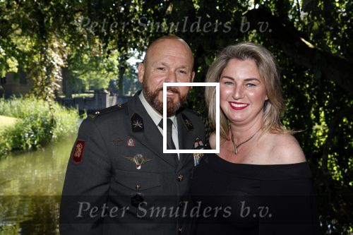 Haarzuilens 22 juni 2022
Haringparty bij kasteel de Haar in Haarzuilens .
Marco Kroon met zijn vrouw