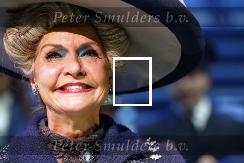 Amsterdam 12 juli 2022
Mariska v Kolck wordt na voorstelling de titanic in het nieuwe delamar theater gehuldigd door Hans Cornelisse ivm haar 25 jarig musical leven..