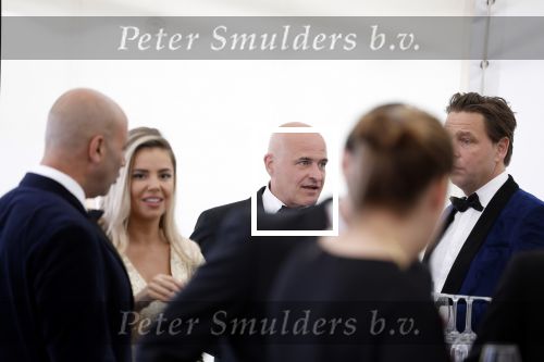 Amsterdam 25 juni 2022
Het damdiner tbv het aidsfonds wordt voor de 30e keer georganiseerd . Het vind dit jaar plaats in AFAS Live. Mark Koster en Yvonne Coldeweijer