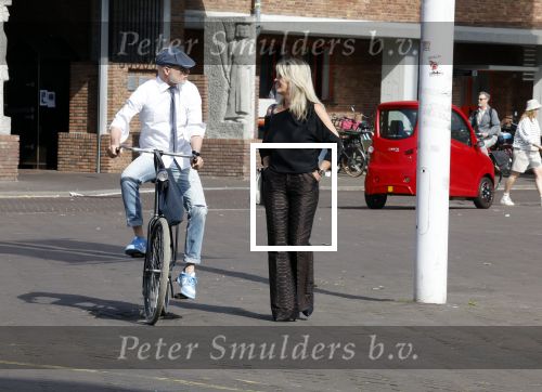 Amsterdam 14 juni 2022
Ontbijt georganisserd door Linda.nl en Victoria Koblenko met haar man Evgeniy Levchenko. Er is een aktie #bloemenvoorOekraine in het leven geroepen. Mart Visser en Karin Dijksman