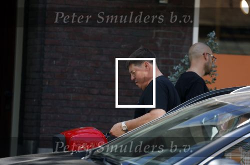 Amsterdam 18 juli 2022
Martijn Krabbe doet boodschappen op zijn vespa scooter