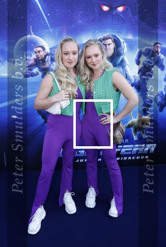 Amsterdam 12 juni 2022
Premiere Lightning (pixar) in Pathe Amsterdam noord.
Mylene en Rosanne