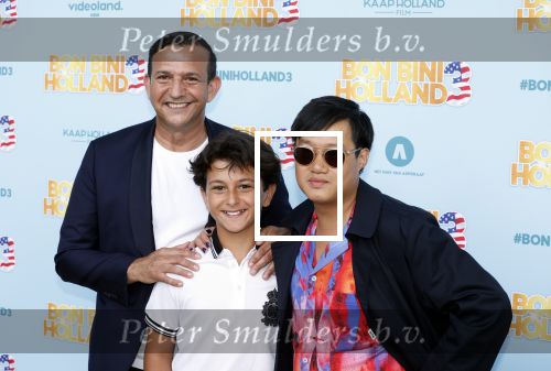 Rotterdam 26 juni 2022
Premiere Bon Bini 3 in Pathe Rotterdam.
Najib Amhali met zoon en Phi Nguyen