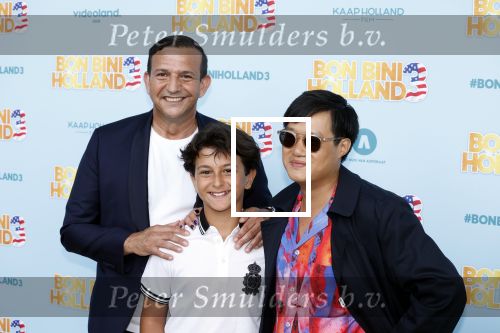 Rotterdam 26 juni 2022
Premiere Bon Bini 3 in Pathe Rotterdam.
Najib Amhali met zoon en Phi Nguyen