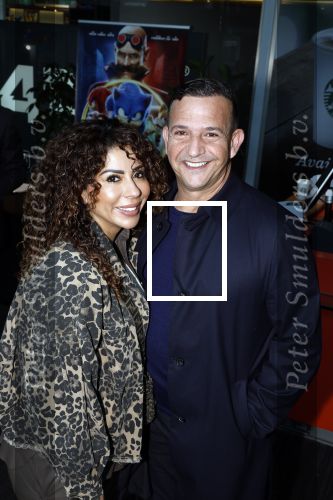 Amsterdam 27 maart 2022
Premiere Sonic in Pathe arena met in de hoofdrollen Najib Amhali Carolina Dijkhuizen .
Najib kwam met zijn vrouw Niama en hun zoons