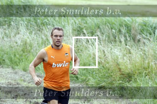 Uitdam 14 juli 2022
Niek Schrijvershof de nieuwe vriend van Katja Schuurman hard aan het lopen in de woonplaats van Katja