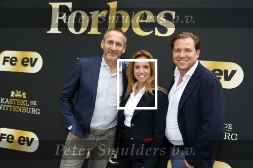 Wassenaar 6 juli 2022
Presentatie Forbes NL in samenwerking met FEEV op kasteel Wittenburg. Patrick Smit met collegas