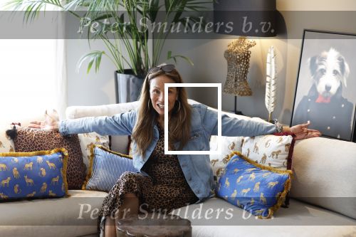Muiden 1 juli 2022
Patty Brard met haar kussenlijn die ze met het kruidvat heeft gemaakt.