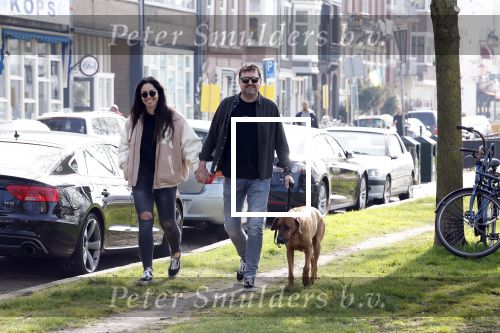 Amsterdam 22 maart 2022
Paul de Munnik met zijn nieuwe vriendin en en hun hond.