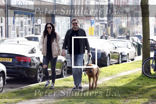 Amsterdam 22 maart 2022
Paul de Munnik met zijn nieuwe vriendin en en hun hond.
