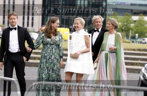 Amsterdam 25 juni 2022
Het damdiner tbv het aidsfonds wordt voor de 30e keer georganiseerd . Het vind dit jaar plaats in AFAS Live. Prinses Mabel kwam met haar zussen