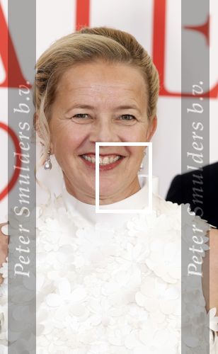 Amsterdam 25 juni 2022
Het damdiner tbv het aidsfonds wordt voor de 30e keer georganiseerd . Het vind dit jaar plaats in AFAS Live. Prinses Mabel kwam met haar zussen