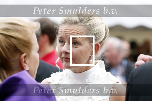 Amsterdam 25 juni 2022
Het damdiner tbv het aidsfonds wordt voor de 30e keer georganiseerd . Het vind dit jaar plaats in AFAS Live. Prinses Mabel kwam met haar zussen