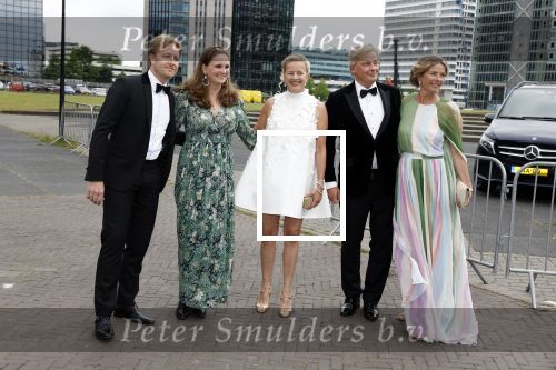 Amsterdam 25 juni 2022
Het damdiner tbv het aidsfonds wordt voor de 30e keer georganiseerd . Het vind dit jaar plaats in AFAS Live. Prinses Mabel kwam met haar zussen