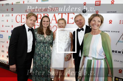Amsterdam 25 juni 2022
Het damdiner tbv het aidsfonds wordt voor de 30e keer georganiseerd . Het vind dit jaar plaats in AFAS Live. Prinses Mabel kwam met haar zussen