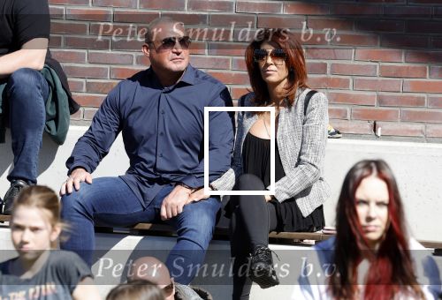 Utrecht 27 maart 2022
Bij voetbalclub DHSC in Utrecht wordt een dag georganiseerd waar geld opgehaald wordt voor Ukraine. Rachel hazes en Klaas Otto