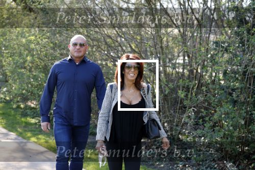Utrecht 27 maart 2022
Bij voetbalclub DHSC in Utrecht wordt een dag georganiseerd waar geld opgehaald wordt voor Ukraine. Rachel hazes en Klaas Otto