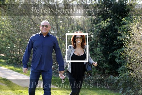 Utrecht 27 maart 2022
Bij voetbalclub DHSC in Utrecht wordt een dag georganiseerd waar geld opgehaald wordt voor Ukraine. Rachel hazes en Klaas Otto