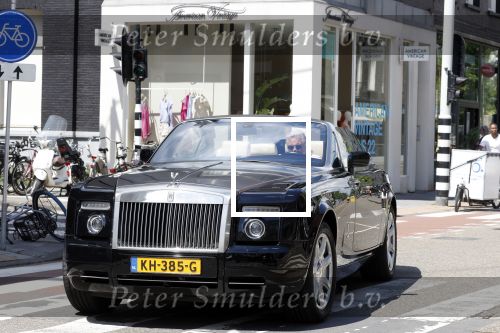 Amsterdam 29 juni 2022
Rene Froger in zijn Rolls Royce cabrio in Amsterdam zuid
