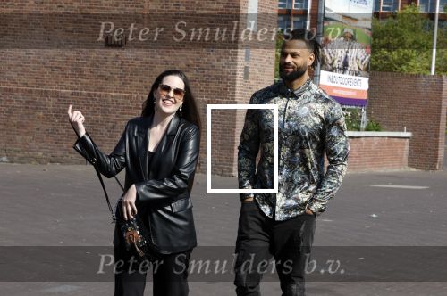 Amsterdam 14 juni 2022
Ontbijt georganisserd door Linda.nl en Victoria Koblenko met haar man Evgeniy Levchenko. Er is een aktie #bloemenvoorOekraine in het leven geroepen. Robin Martens met vriend