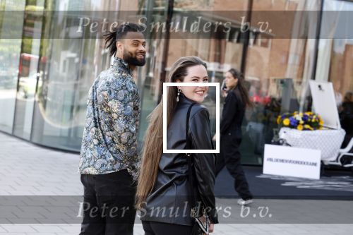 Amsterdam 14 juni 2022
Ontbijt georganisserd door Linda.nl en Victoria Koblenko met haar man Evgeniy Levchenko. Er is een aktie #bloemenvoorOekraine in het leven geroepen. Robin Martens met vriend