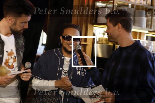Amsterdam 21 maart 2022
Presentatie heren van Amstel live in Amsterdam.
Ronnie Flex