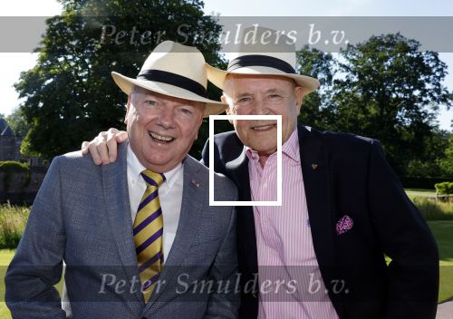 Haarzuilens 22 juni 2022
Haringparty bij kasteel de Haar in Haarzuilens .
Ronnie Tober en Jan Jochems