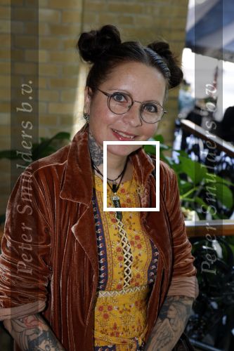 Amsterdam 1 juli 2022
Onthulling kunstwerk met daarop Willy Alberti en Johnny Kraaijkamp bij hotel Americain.
Aanwezig de kinderen Tonny Alberti en Willeke Alberti en Johnny Kraaijkamp en Sanne Kraaijkamp