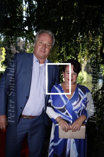 Haarzuilens 22 juni 2022
Haringparty bij kasteel de Haar in Haarzuilens .
Burgemeester van Utrecht Sharon Dijksma kwam met haar man